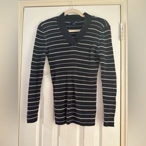 Brand- basic edition; size- Large; color dark blue & silver